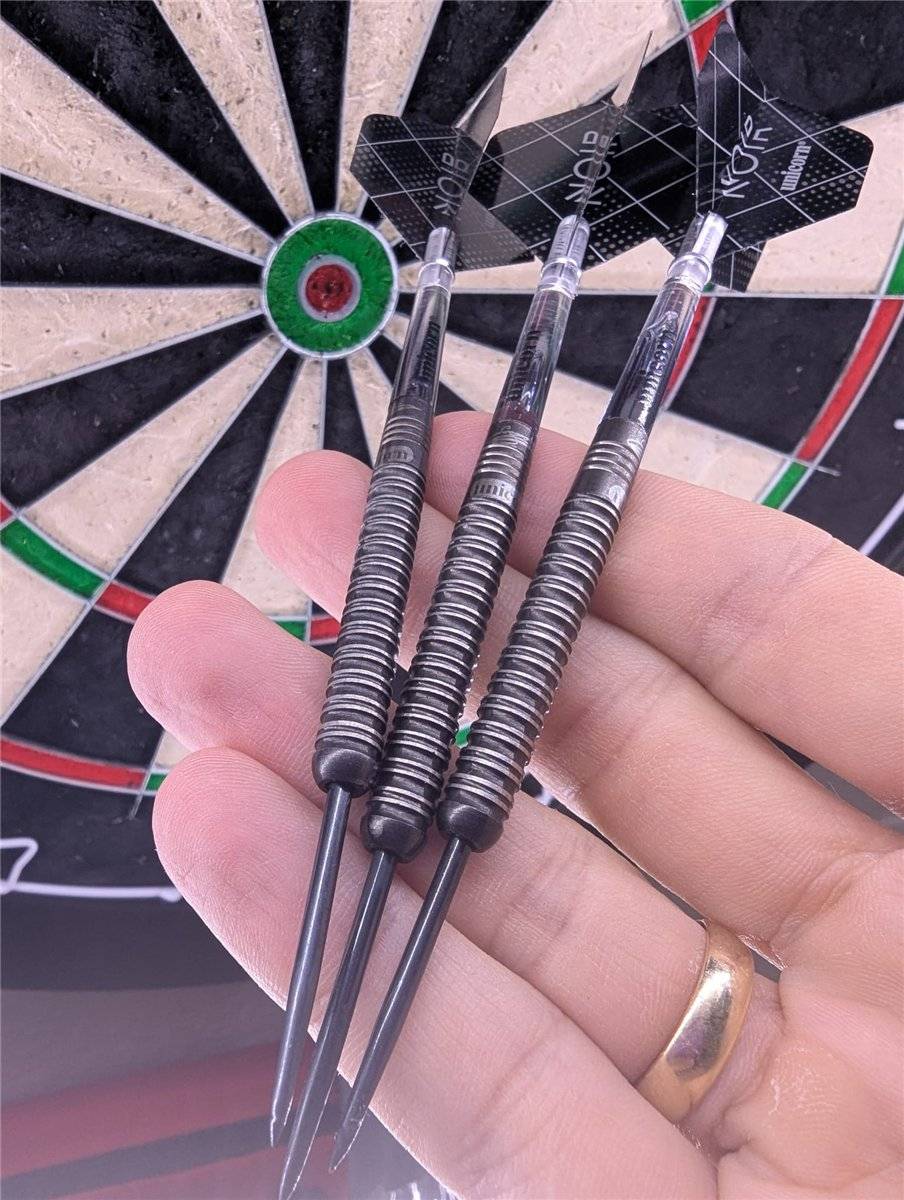 B-Ware Retour Unicorn Gary Anderson Noir 90% Tungsten Steel Darts 25 Grmm Steeldarts