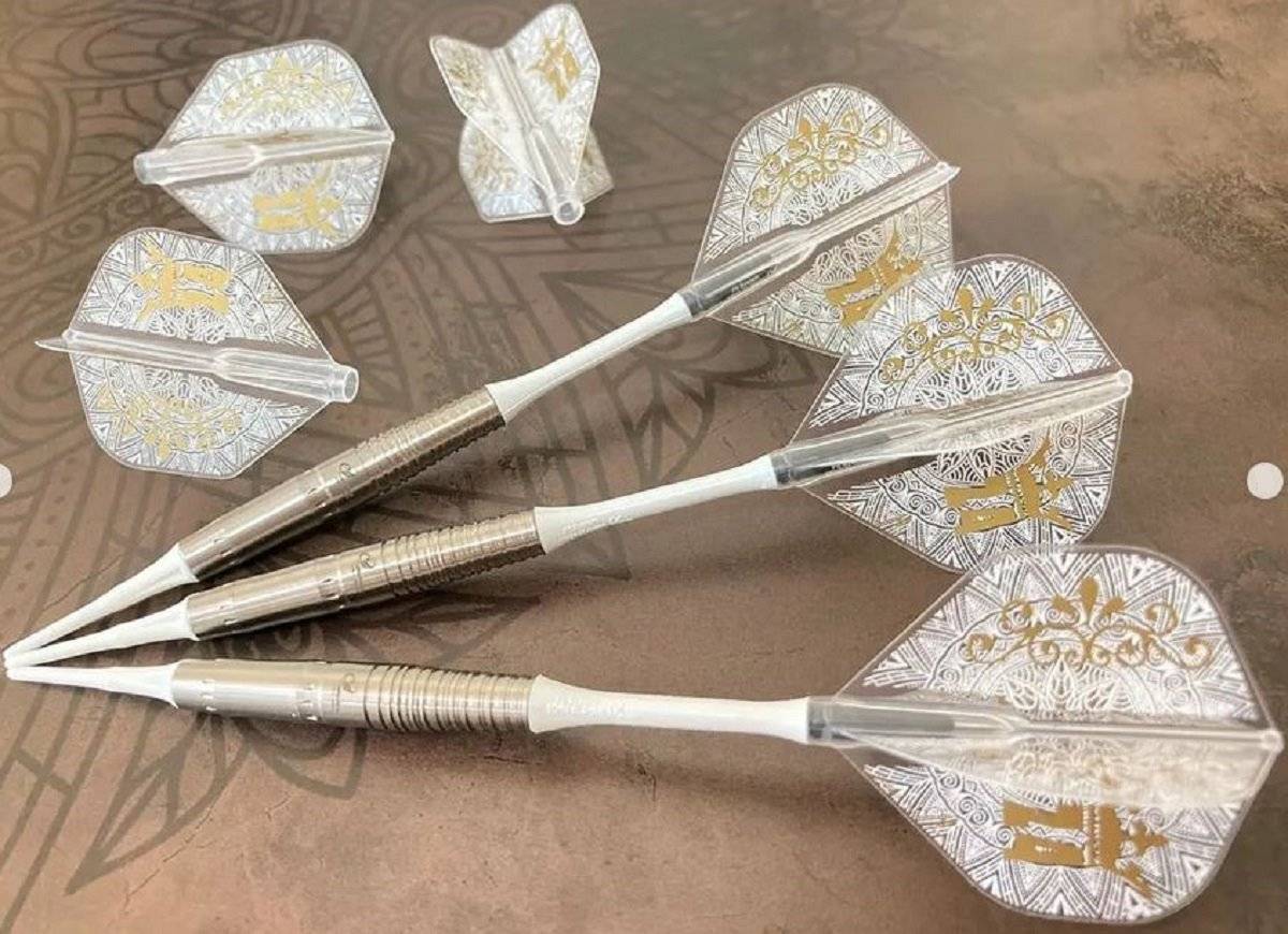 Cosmo Darts Fit Flights Air Daisuke Akamatsu 4 Shape Flights